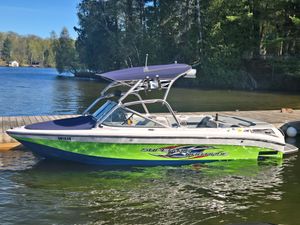 2007 Nautique 220 TE