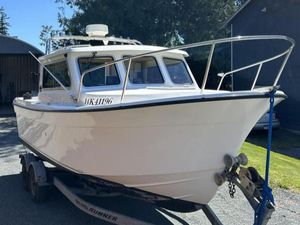 2004 Sea West Boats 692 Discoverer