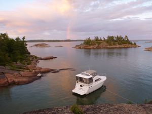 1996 Cruisers Yachts 3650 Aft Cabin