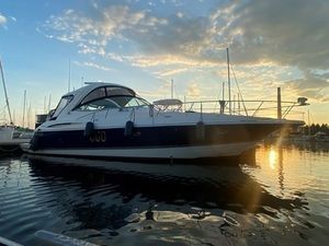 2006 Cruisers Yachts 420 Express
