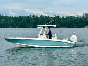 2021 Boston Whaler 250 Dauntless