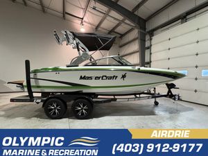 2016 MasterCraft X2