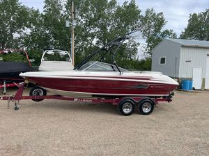 2012 Larson LX2150