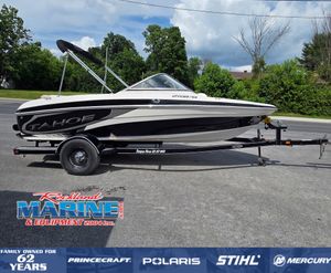2008 Tahoe Q4 Sport W/ 3L MERC AND TRAILER