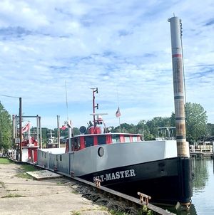 1950 65' STEEL PROP WASH VESSEL POWERED BY VOLVO