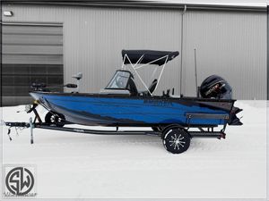 2026 Smoker Craft ADVENTURER 188 DC