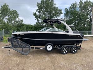 2012 Four Winns H210