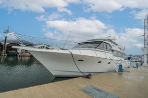 1993 West Bay 52