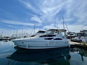 2005 Cruisers Yachts Motor Yacht 455