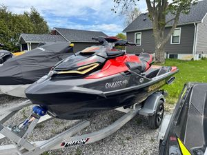 2019 Sea-Doo RXT-X 300