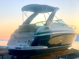 2015 Regal 28 Express
