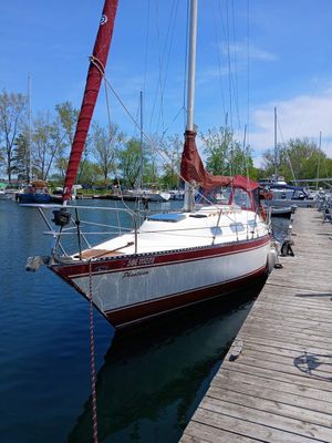 1981 Hughes Hughes 31