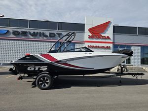 2021 Glastron - Bowrider GTS 205-  144 HOURS