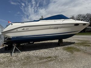 1995 Sea Ray 220 Signature