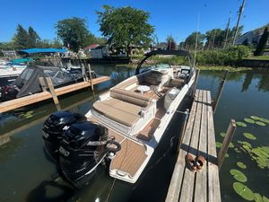 2017 Sea Ray 290 SDX