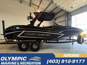 2022 MB Boats MB Sports B52 23' Alpha