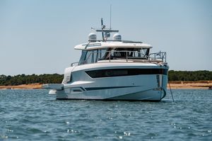 2027 WellCraft WellCraft 44 Explorer