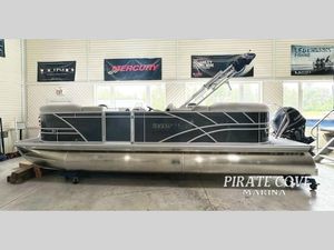 2026 Sylvan Mirage 822 LZ