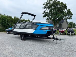 2022 Sea-Doo Switch Cruise 21' - 230HP