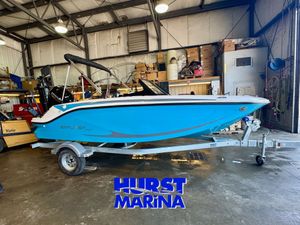 2026 Bayliner M17