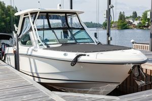 2026 Boston Whaler 240 Vantage