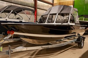 2026 KingFisher 1825 Warrior Sport