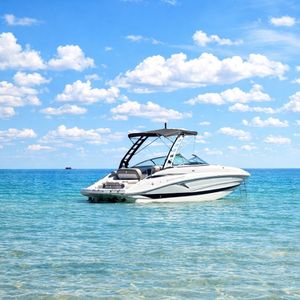2022 Crownline E235