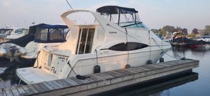 2004 Carver 350  Mariner