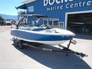 2018 Cobalt CS23 Surf