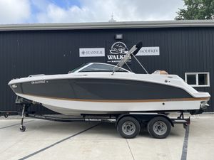 2019 Four Winns HD220