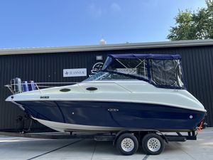 1997 Sea Ray 240 Sundancer