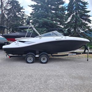2011 Sea-Doo CHALLENGER 210