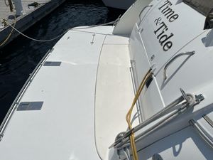 1998 Cruisers Yachts 3870 Esprit for sale in Belleville, ON, photo 5