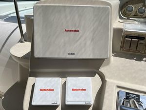 1998 Cruisers Yachts 3870 Esprit for sale in Belleville, ON, photo 16