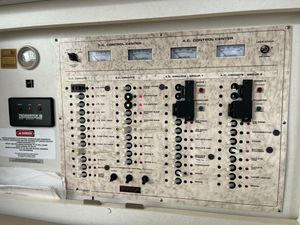 1998 Cruisers Yachts 3870 Esprit for sale in Belleville, ON, photo 37
