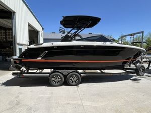 2024 Cobalt Surf Series R8