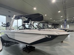 2027 Nautique GS22