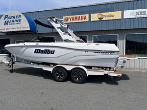 2026 Malibu 21 LX