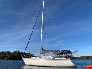 1985 Hunter 34