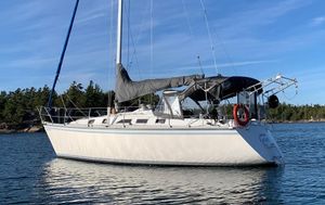 1985 Hunter 34
