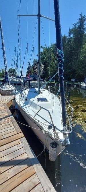 1993 Hunter 28