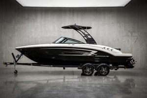 2026 Chaparral 23 SSI
