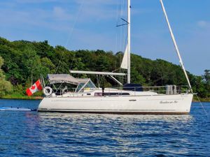 2010 Beneteau Oceanis 37
