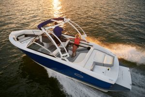 2026 Cobalt CS23 Surf