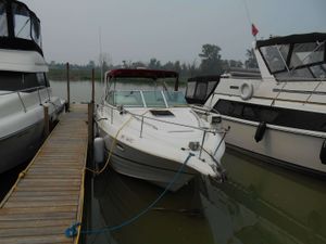 1999 Larson 290 Cabrio