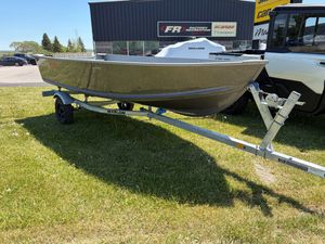 2024 Alumacraft V14 20" w/Floors