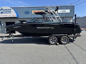 2017 MasterCraft NXT 20