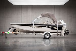 2000 Crestliner SUPERHAWK 1600