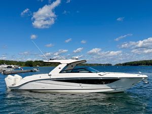 2025 Sea Ray SLX 400