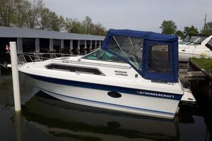 1989 Thundercraft 24 Magnum Express